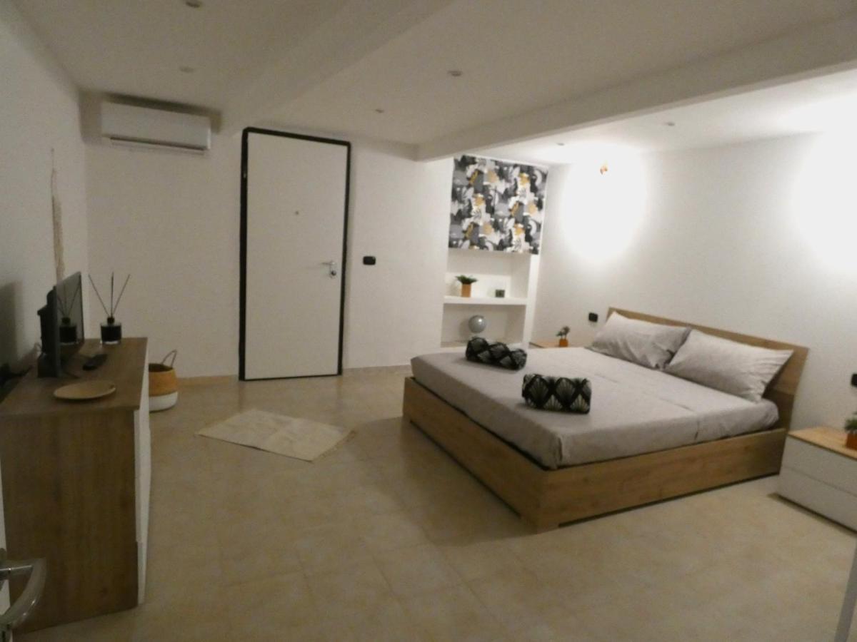 Casa Simonetta Apartment Бари Екстериор снимка